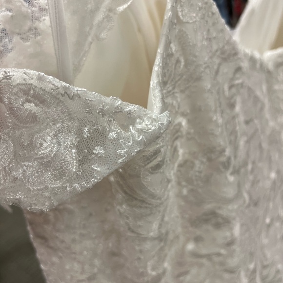 Sydney’s Closet Plus Size Mermaid Bridal Gown - Picture 8 of 12